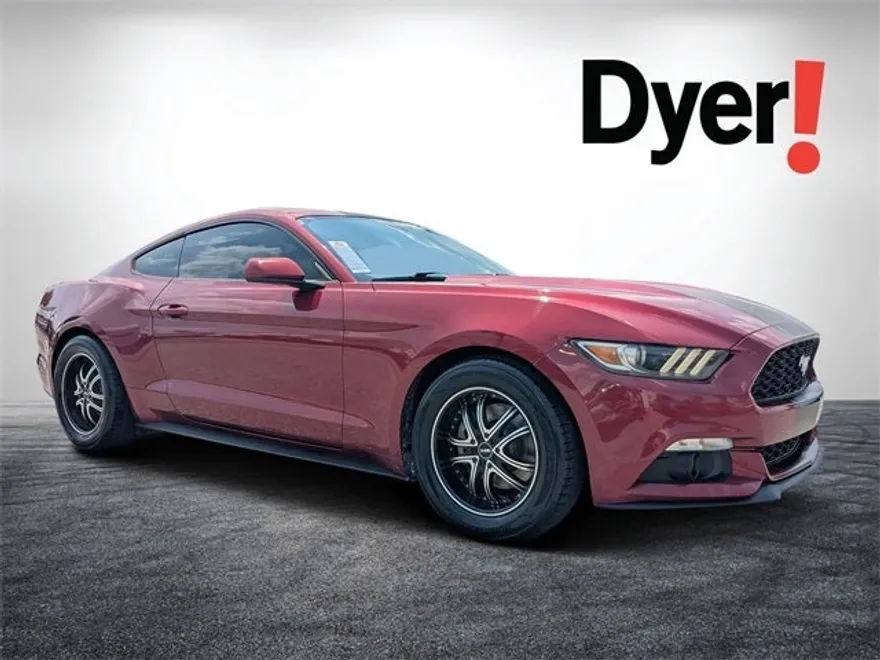 2015 Ford Mustang EcoBoost photo 1