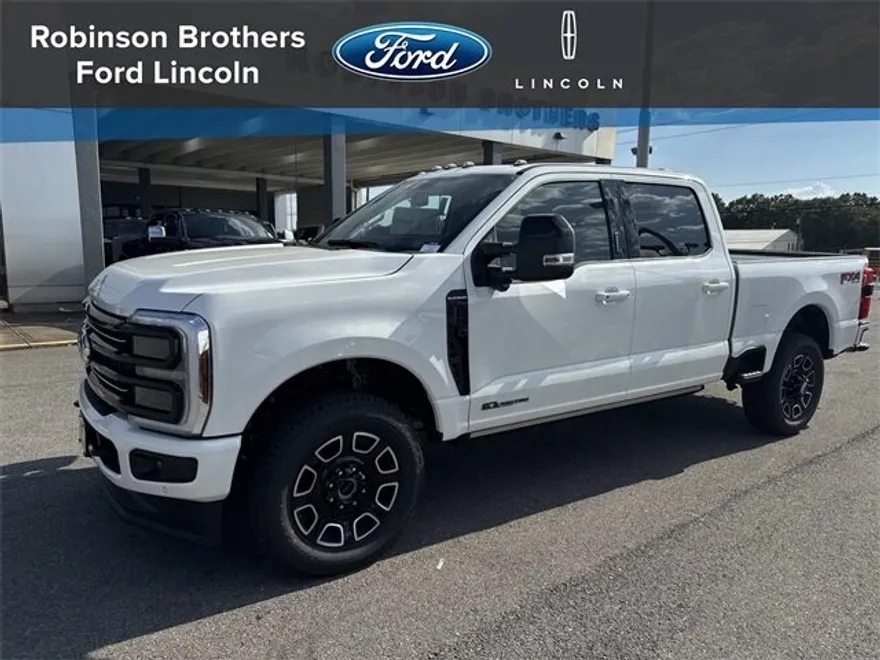 2026 Ford F-250 Platinum photo 1