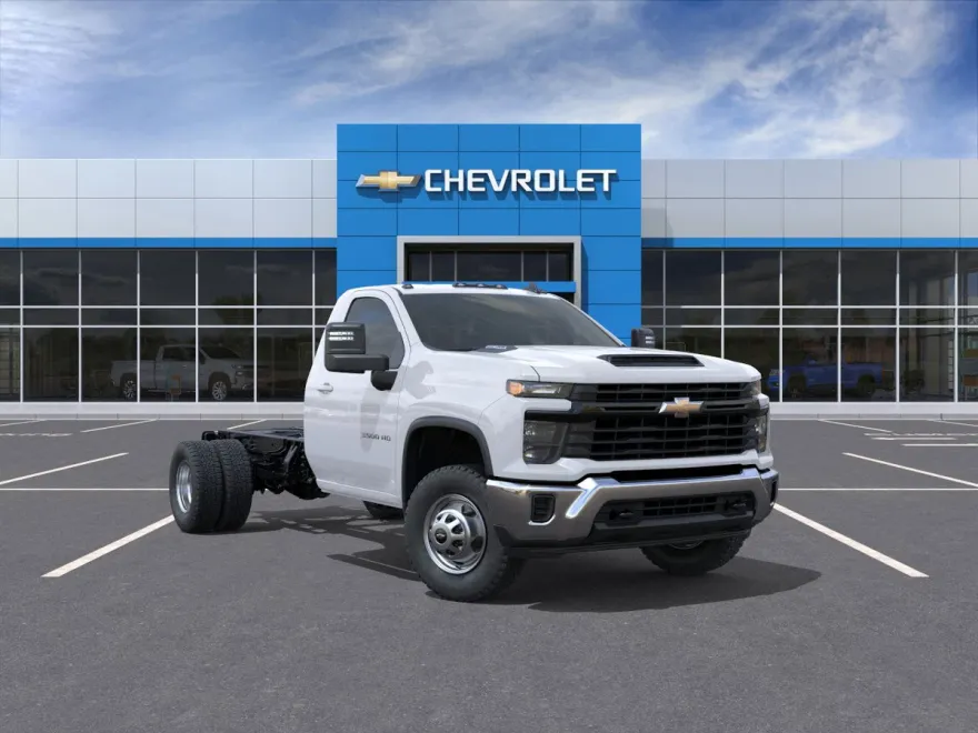 2025 Chevrolet Silverado 3500HD Work Truck photo 1