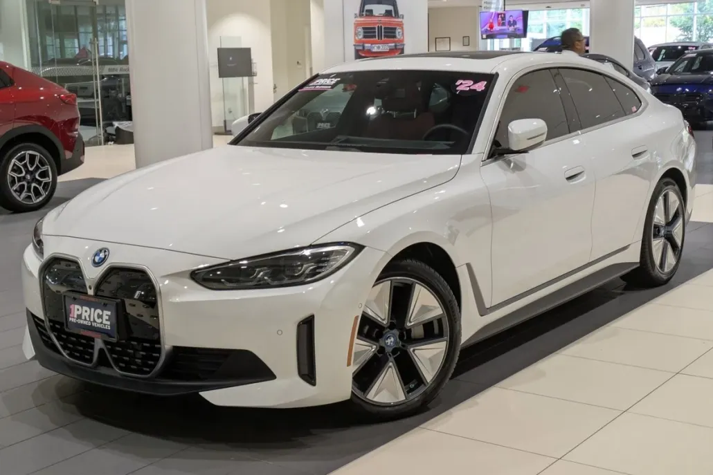 2024 Bmw i4 xDrive40 photo 1