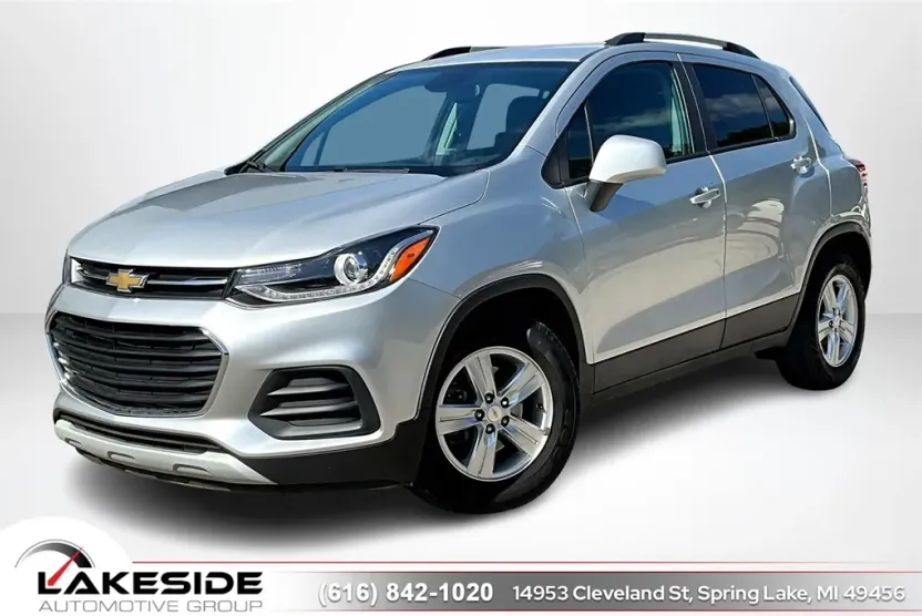 2021 Chevrolet Trax LT photo 1