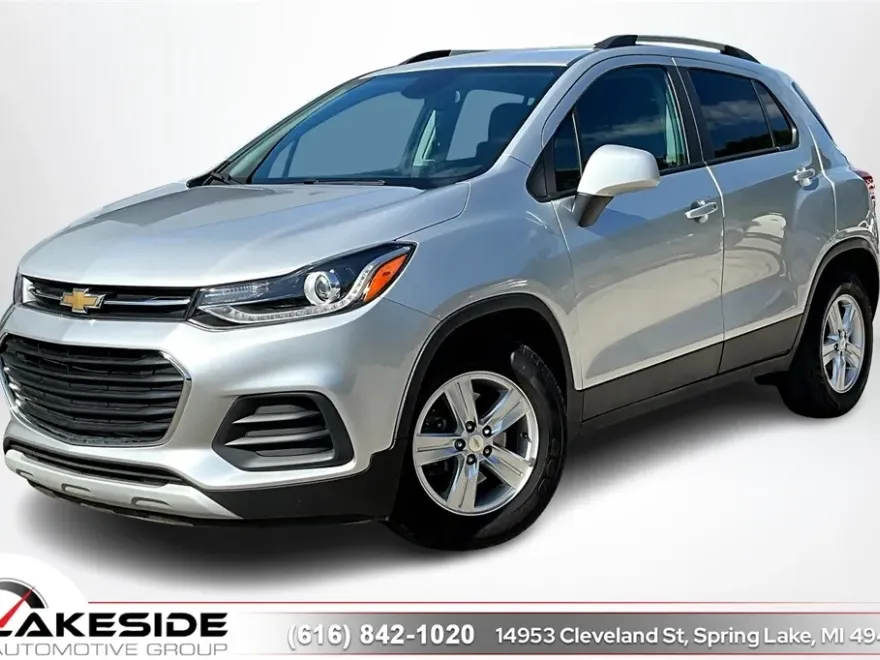 2021 Chevrolet Trax LT photo 1