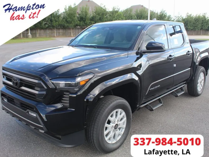 2025 Toyota Tacoma SR5 photo 1