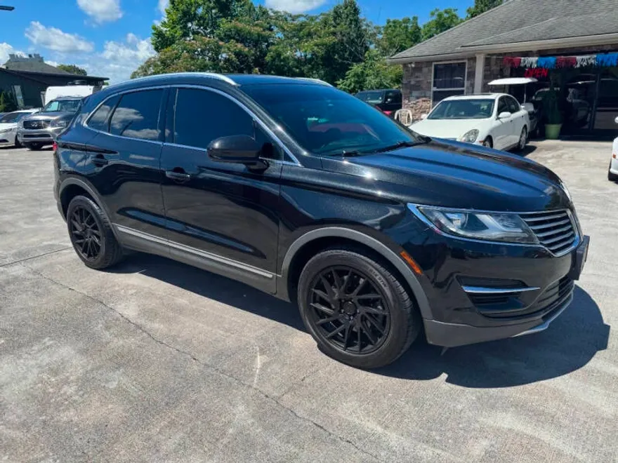 2015 Lincoln MKC Base photo 1