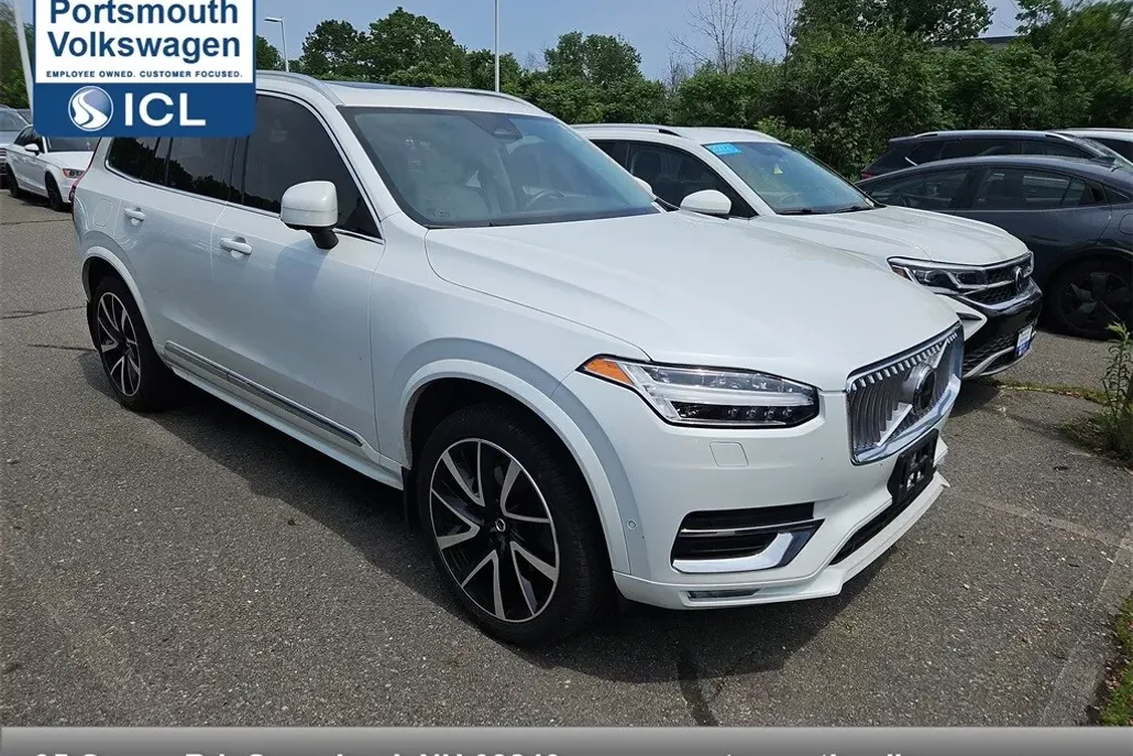 2023 Volvo XC90 B5 AWD Plus photo 1