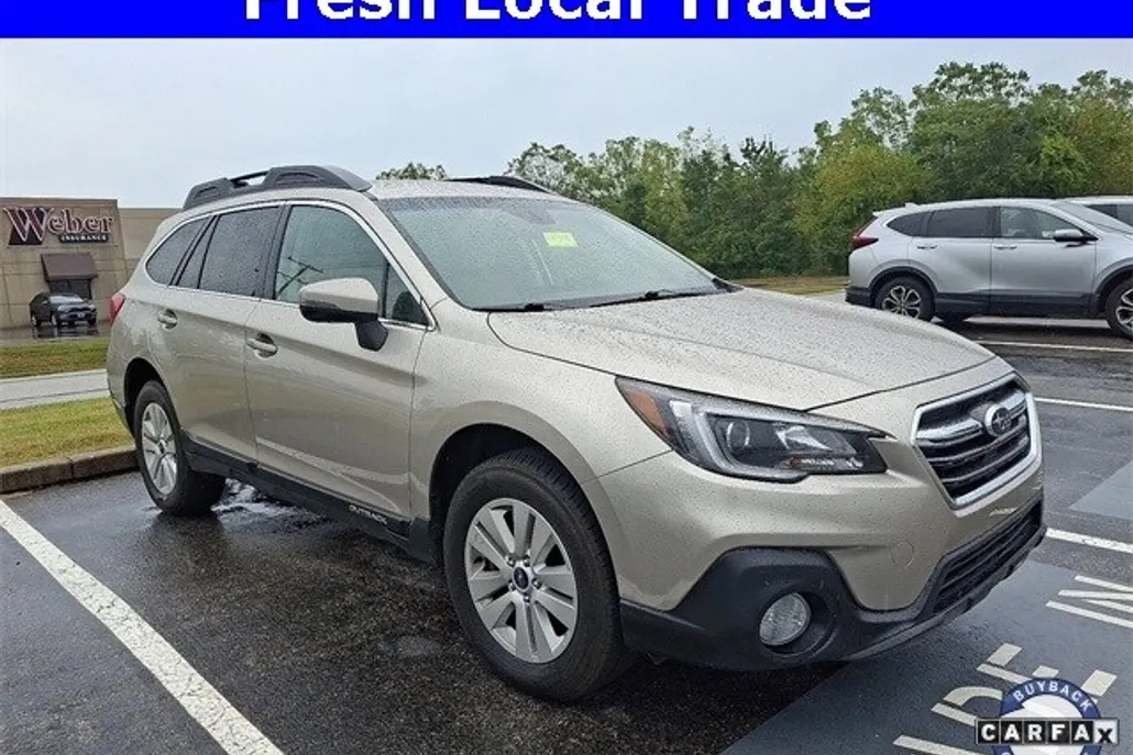 2018 Subaru Outback 2.5i Premium photo 1