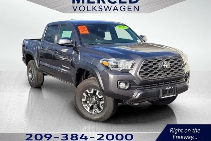 2022 Toyota Tacoma TRD Off-Road V6 photo 1
