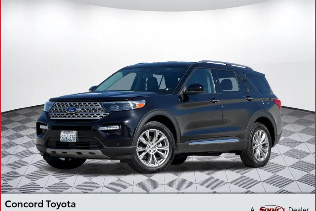 2024 Ford Explorer Limited photo 1