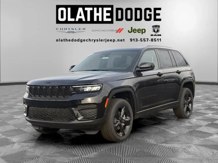 2025 Jeep Grand Cherokee Altitude photo 1