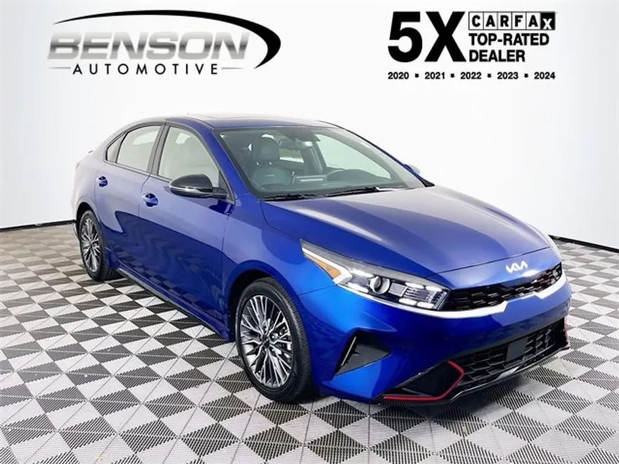 2024 Kia Forte GT-Line photo 1