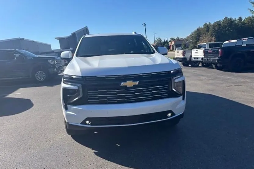 2025 Chevrolet Tahoe High Country photo 1