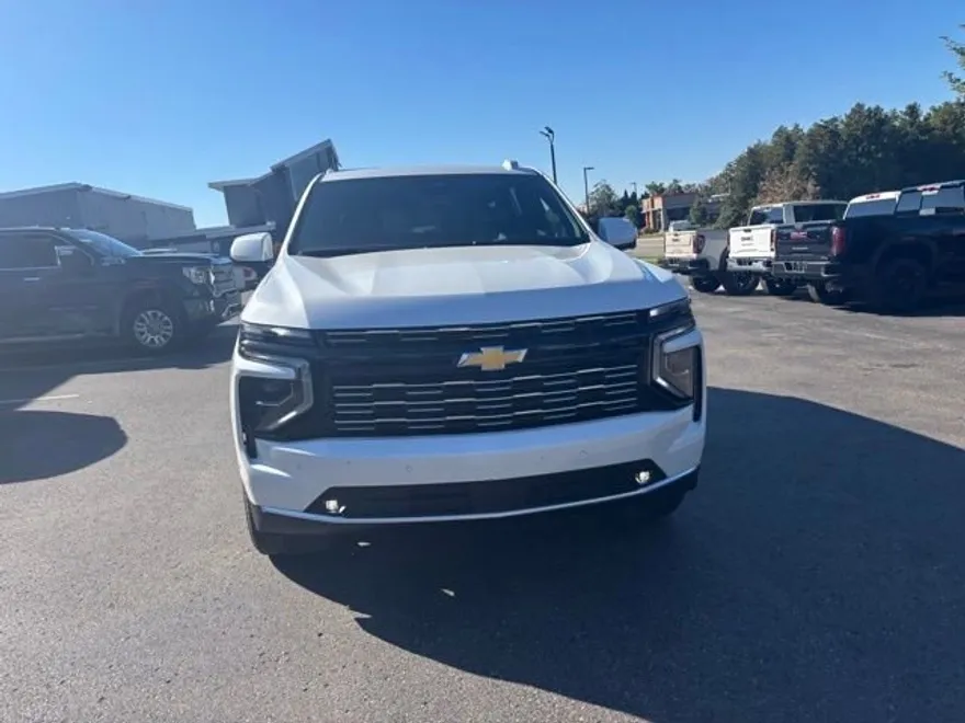 2025 Chevrolet Tahoe High Country photo 1