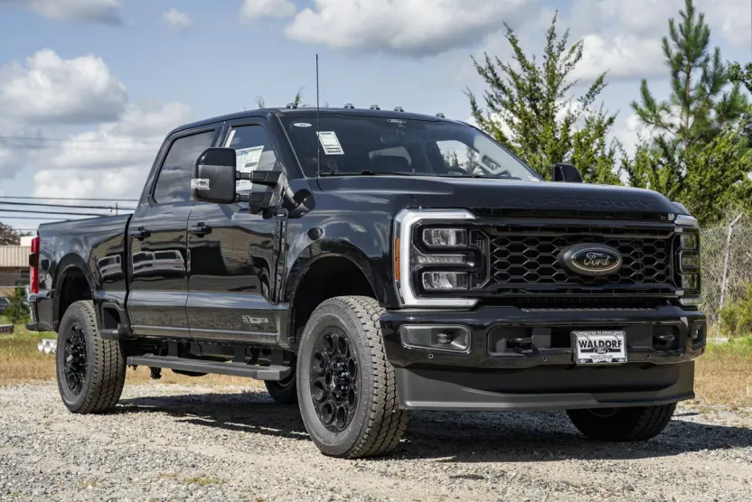 2026 Ford F-250 Lariat photo 1