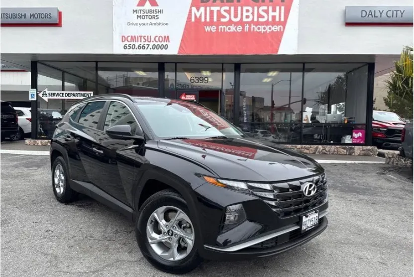 2024 Hyundai Tucson SEL photo 1