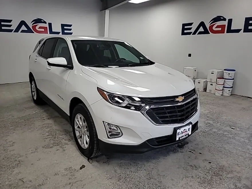 2021 Chevrolet Equinox LT photo 1