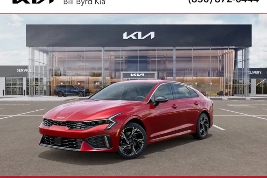 2025 Kia K5 GT-Line photo 1