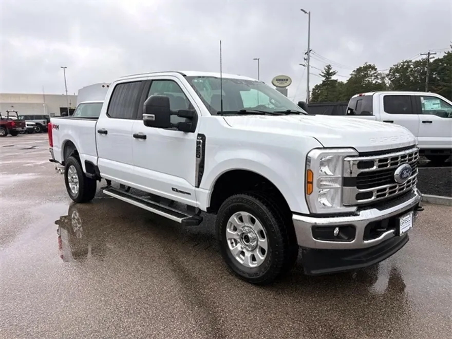 2024 Ford F-250 XLT photo 1