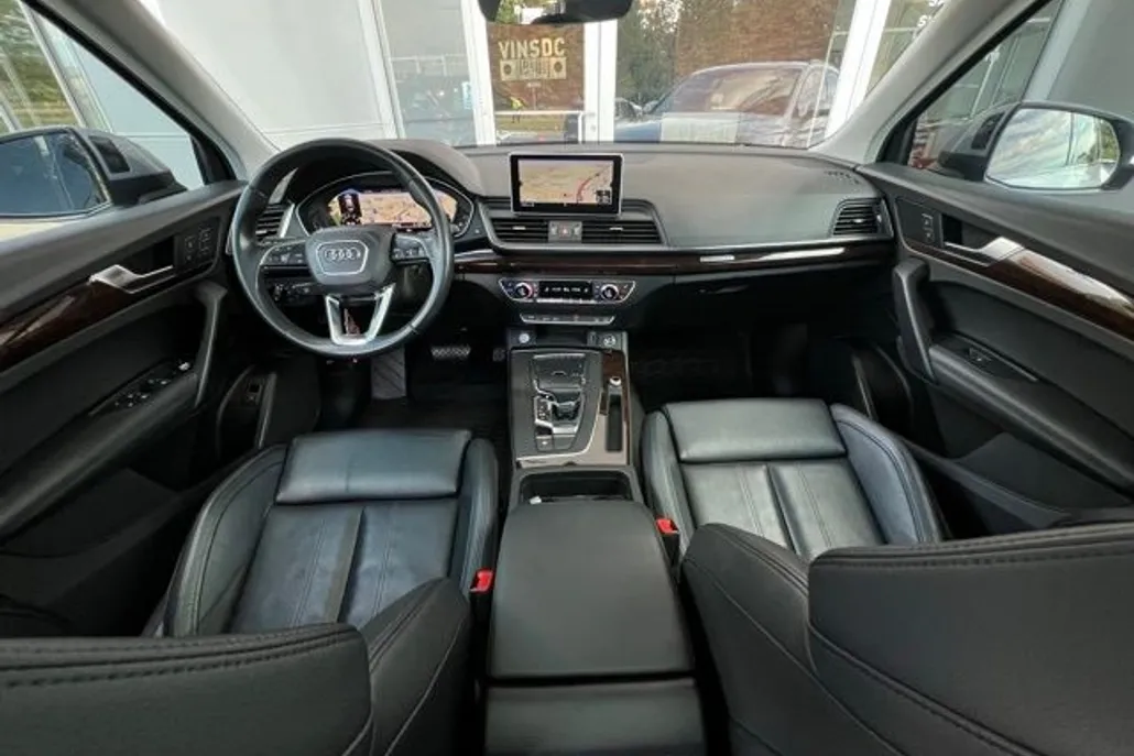 2019 Audi Q5 2.0T Premium Plus photo 1