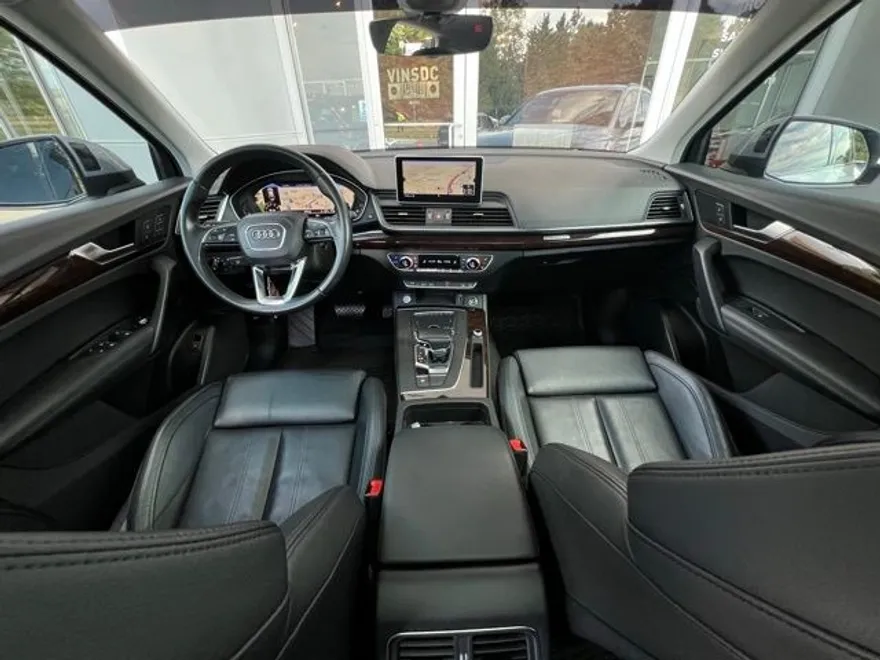2019 Audi Q5 2.0T Premium Plus photo 1