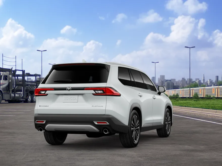 2025 Toyota Highlander Hybrid Platinum photo 1