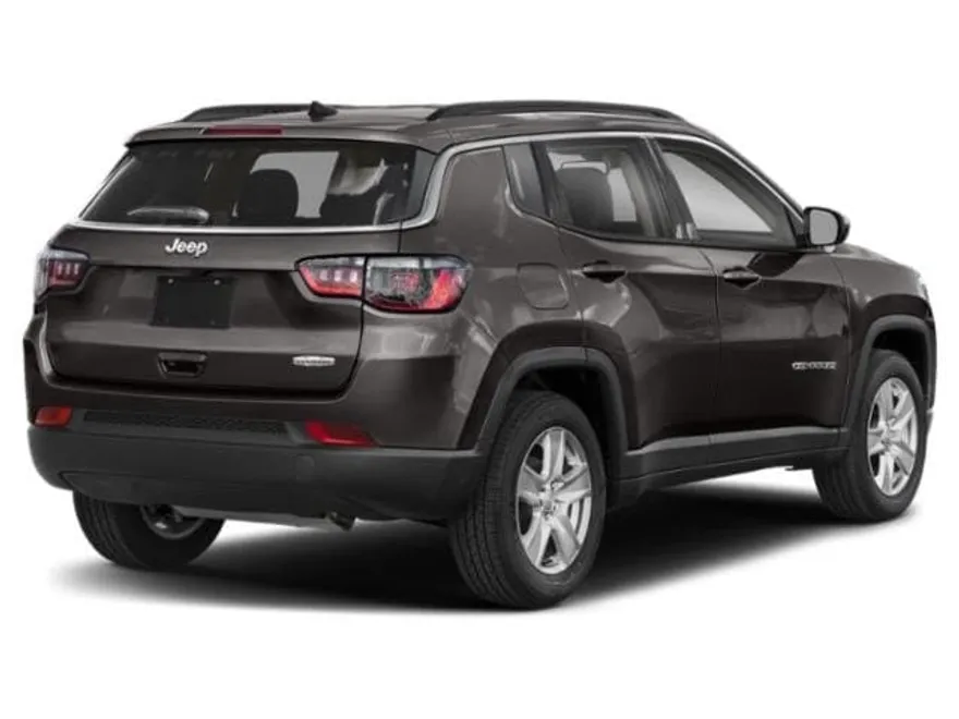 2022 Jeep Compass Latitude photo 1