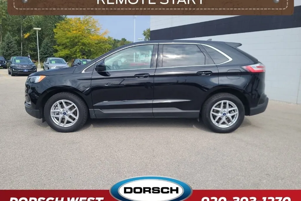 2022 Ford Edge SEL photo 1