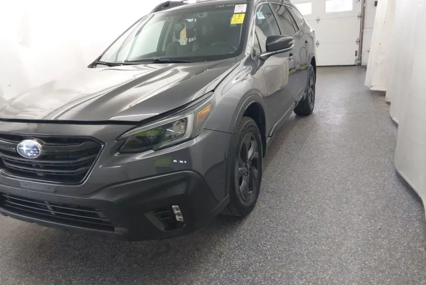 2020 Subaru Outback Onyx Edition XT photo 1