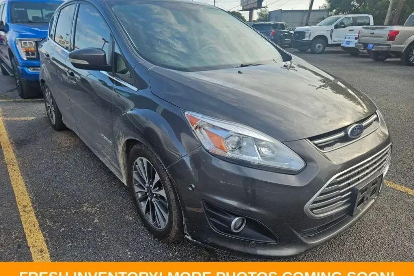 2018 Ford C-Max Hybrid Titanium photo 1