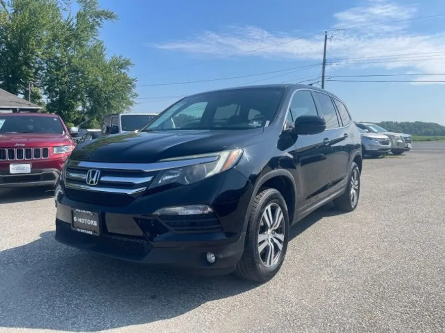 2017 Honda Pilot EX Sport photo 1