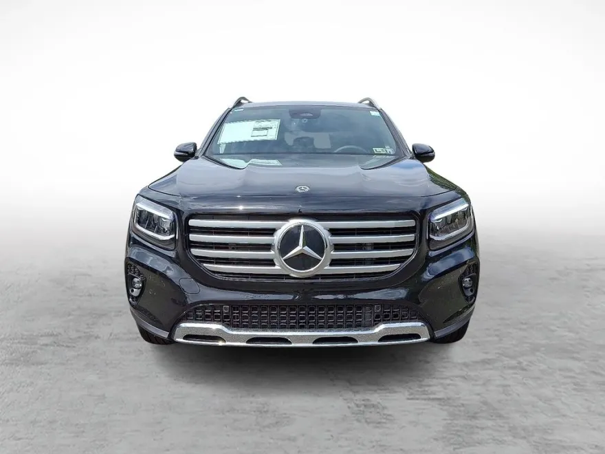2026 Mercedes Benz GLB 250 4MATIC photo 1