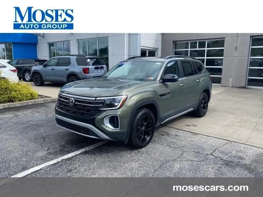 2025 Volkswagen Atlas Peak Edition SE photo 1