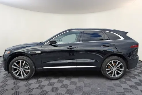 2025 Jaguar F-PACE P250 R-Dynamic S photo 2