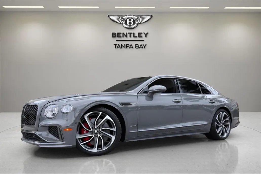 2025 Bentley Flying Spur Speed photo 1