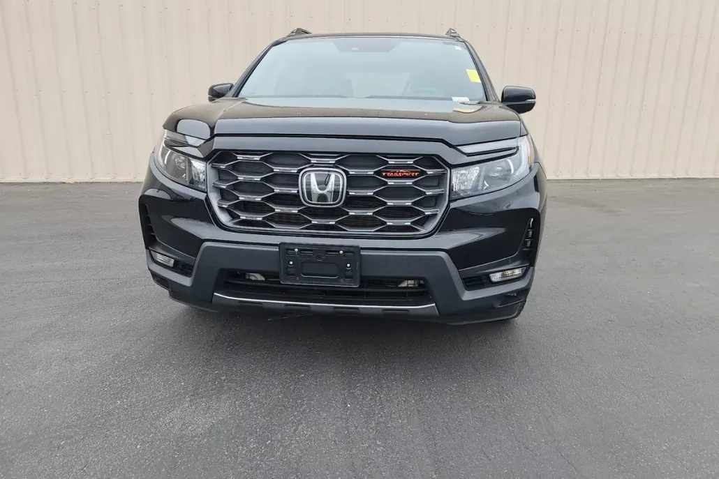 2022 Honda Passport TrailSport photo 1