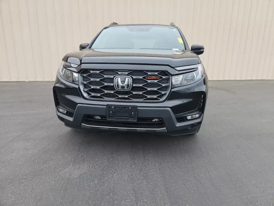 2022 Honda Passport TrailSport photo 1