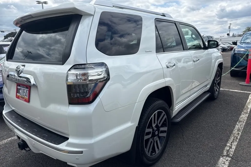 2023 Toyota 4Runner Limited photo 1