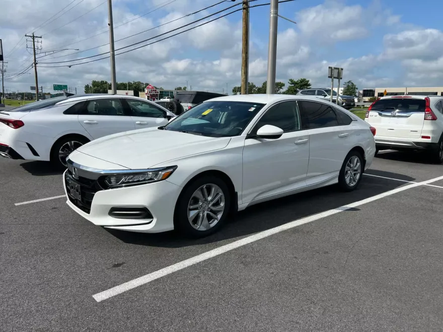 2020 Honda Accord LX photo 1