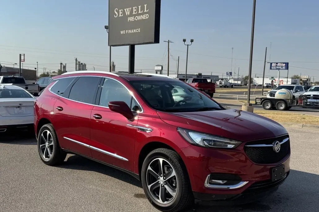 2021 Buick Enclave Essence photo 1