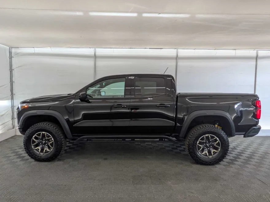 2024 Chevrolet Colorado ZR2 photo 1