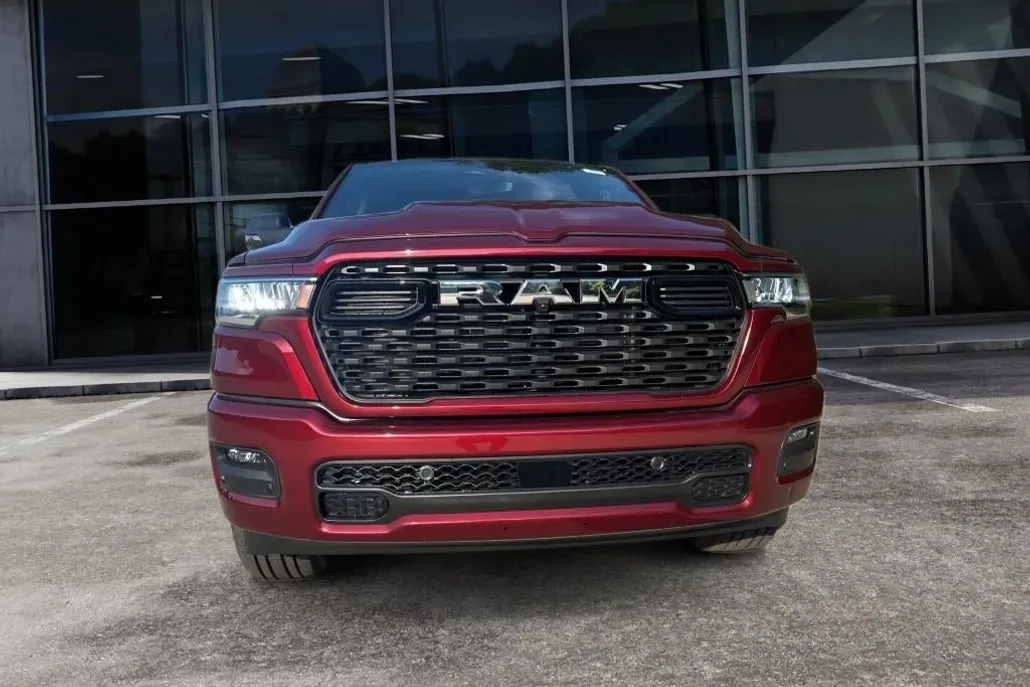 2025 Ram 1500 Big Horn photo 1