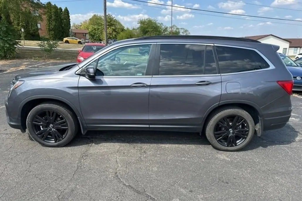 2021 Honda Pilot Special Edition photo 1