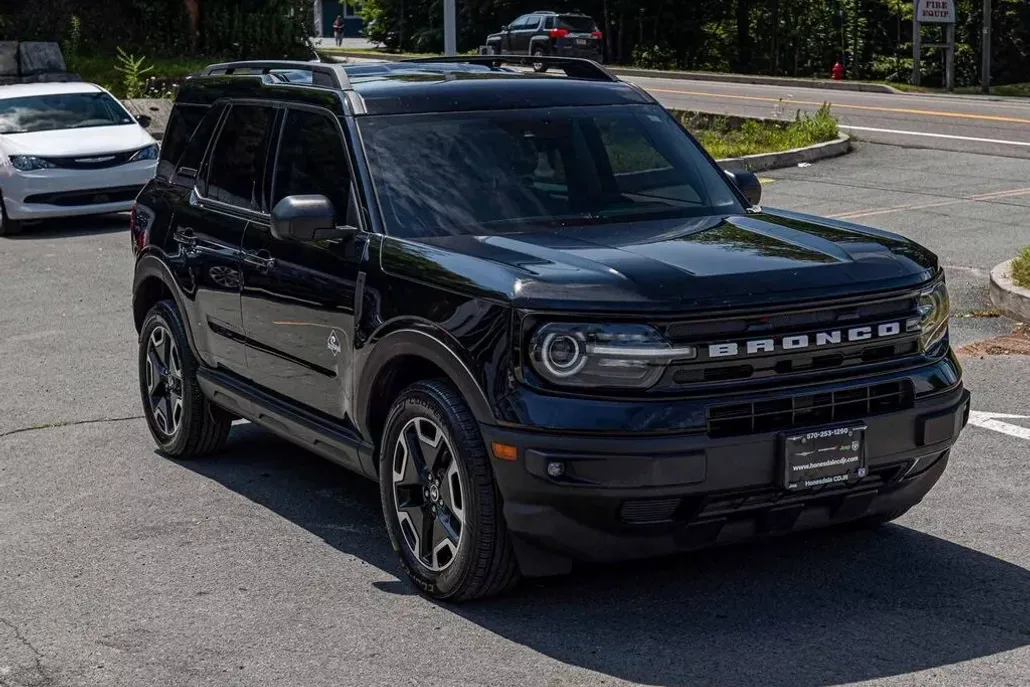 2021 Ford Bronco Sport Outer Banks photo 1