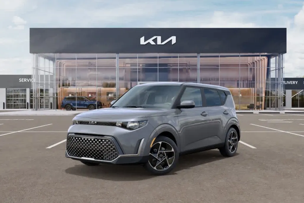 2025 Kia Soul EX photo 1