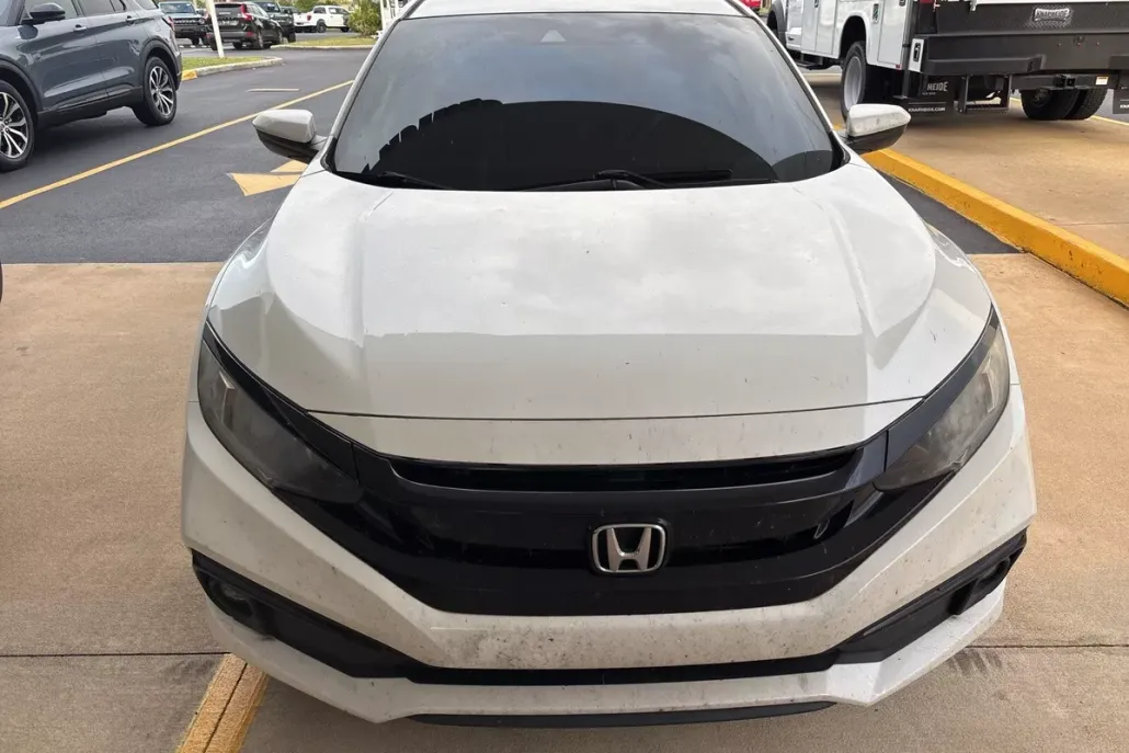 2020 Honda Civic Sport photo 1