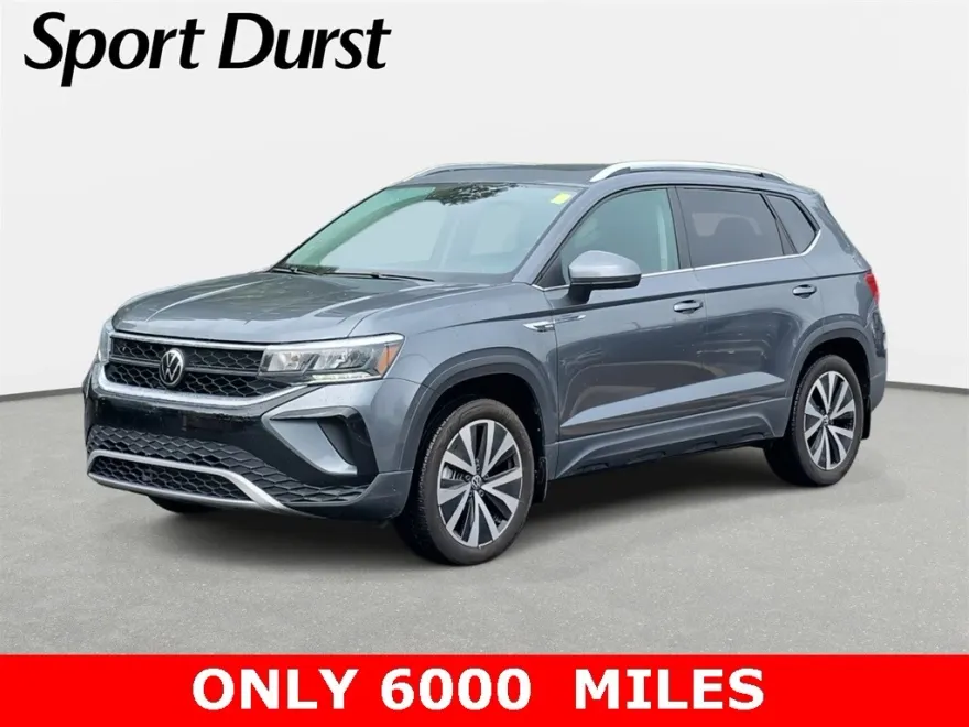 2023 Volkswagen Taos SE photo 1