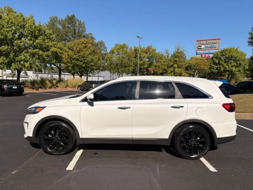 2020 Kia Sorento EX photo 1