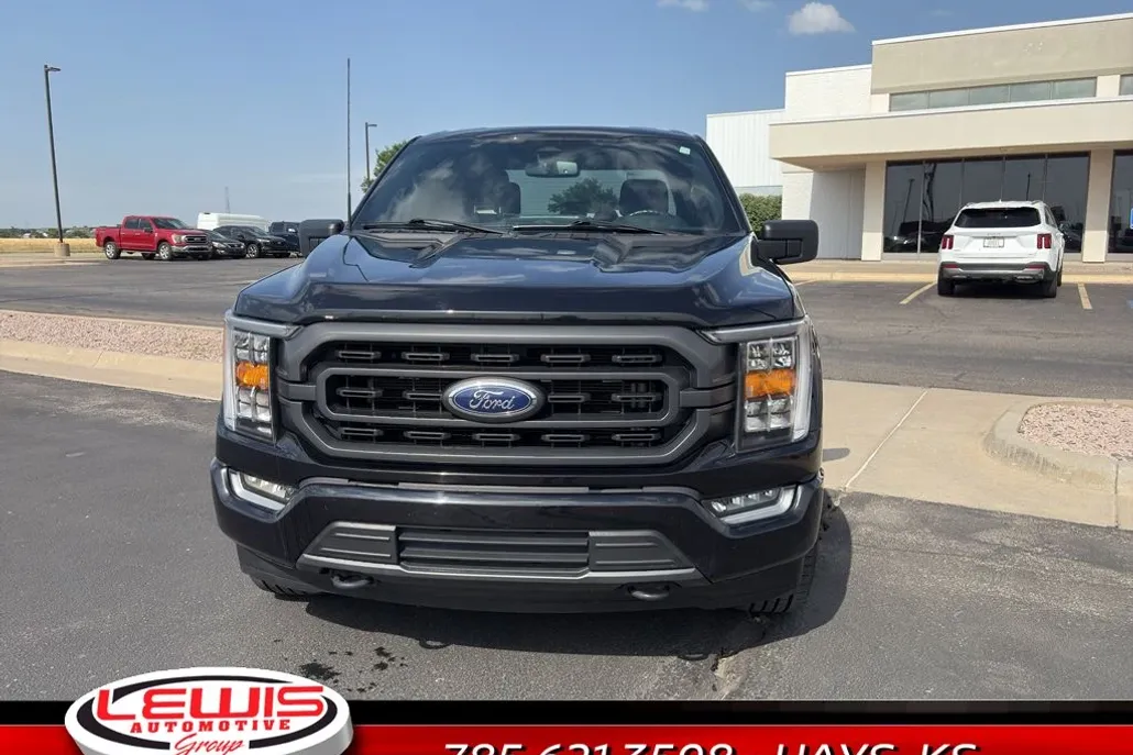 2023 Ford F-150 XLT photo 1