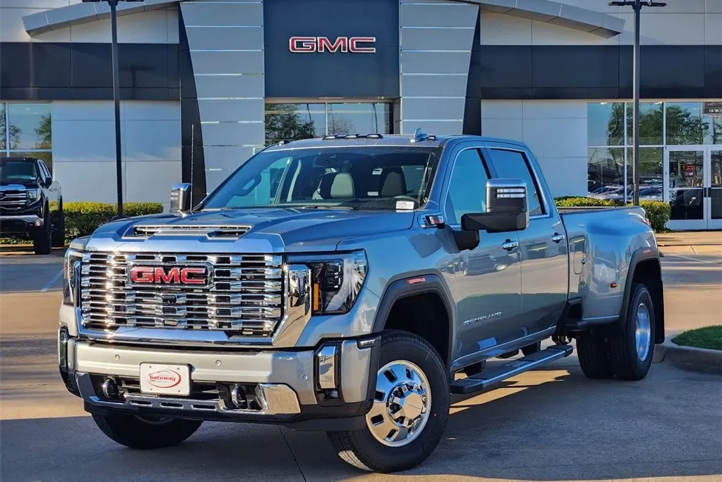2025 Gmc Sierra 3500 HD Denali photo 1