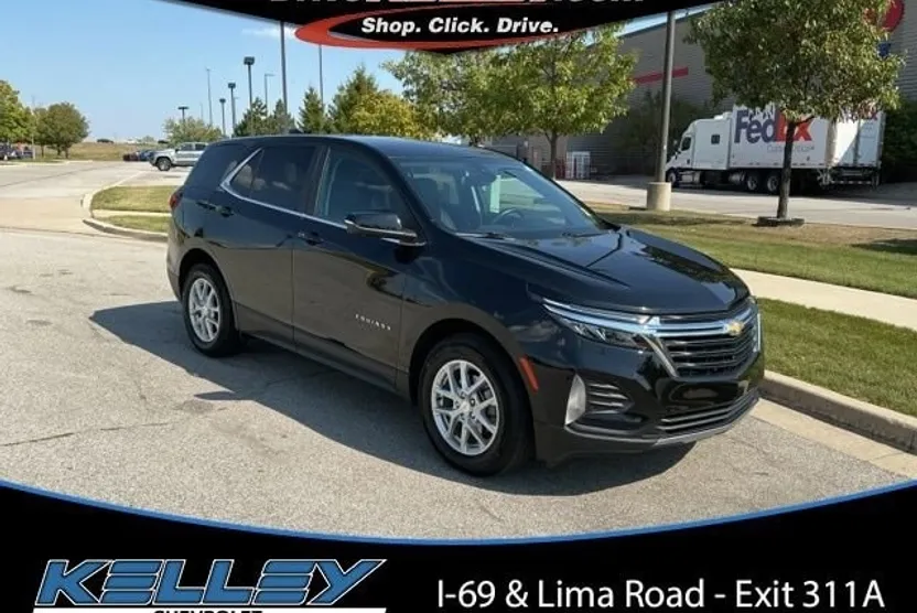 2024 Chevrolet Equinox LT photo 1