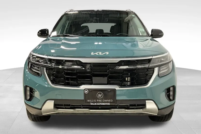 2024 Kia Seltos SX photo 1